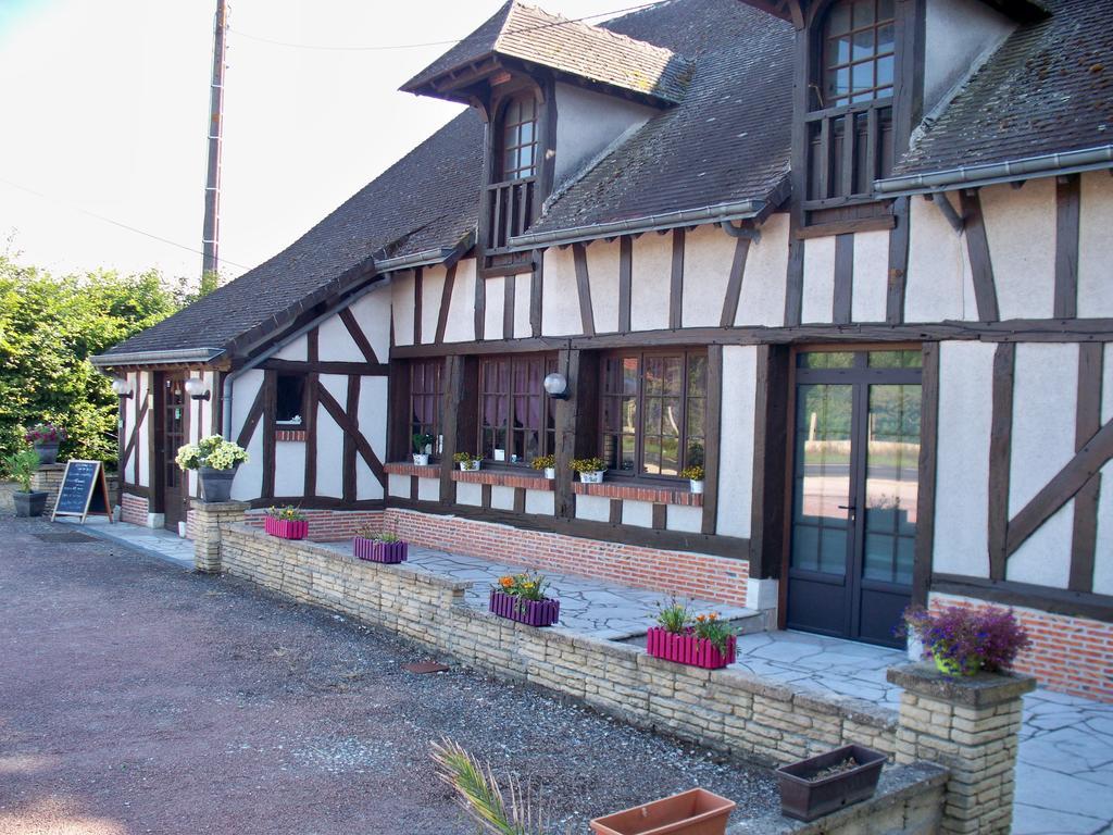 Bed and Breakfast Le Pre Karvain Couddes Экстерьер фото